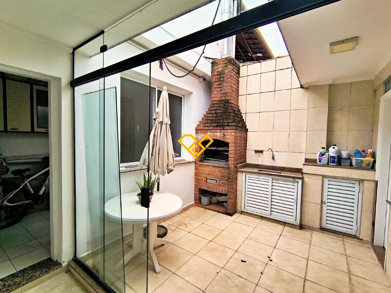 Sobrado à venda no Ponta da Praia: Churrasqueira