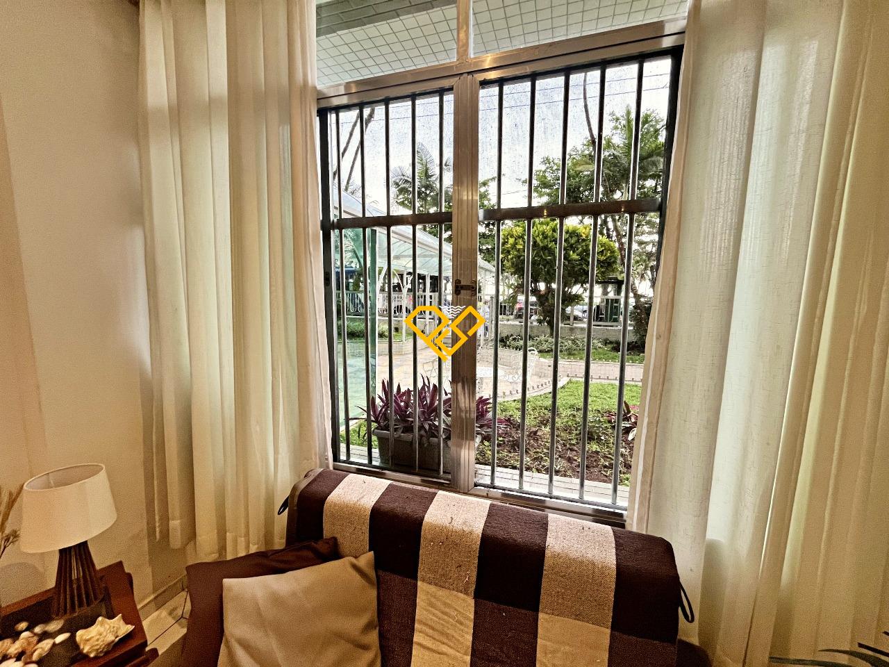 Apartamento à venda no Embaré: Sala