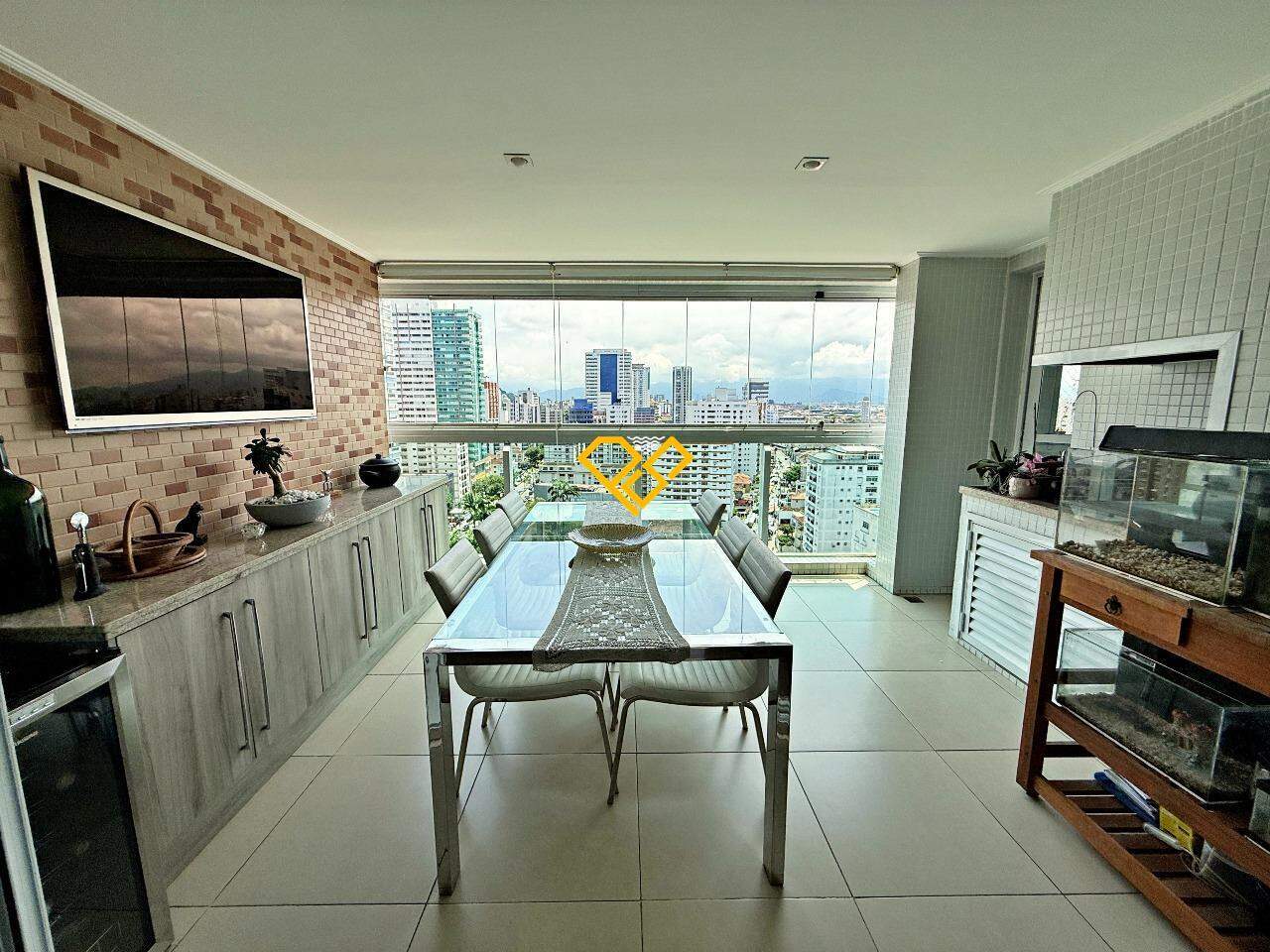 Apartamento à venda no Boqueirão: Varanda com churrasqueira