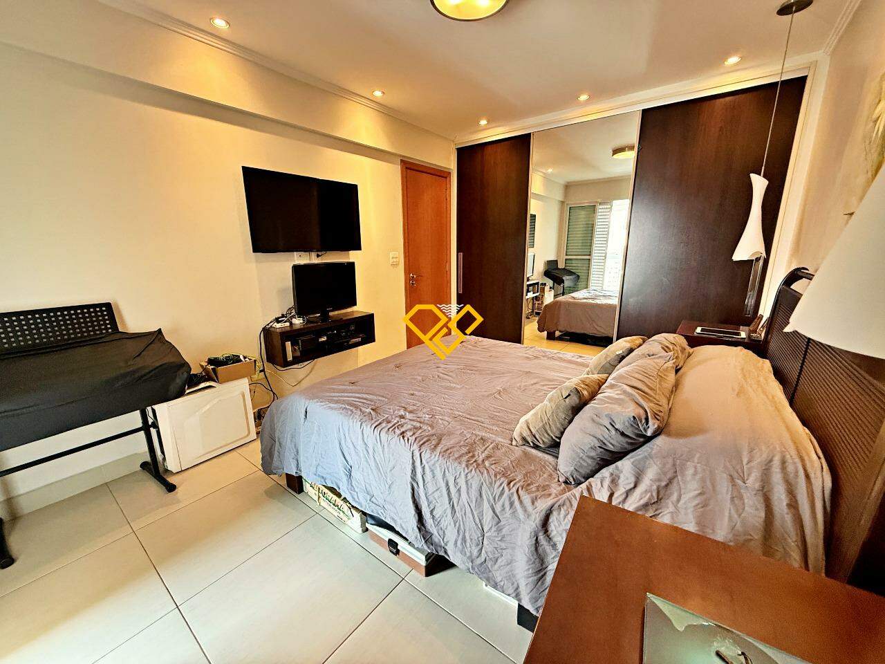 Apartamento à venda no Boqueirão: Dormitório 1 - suíte