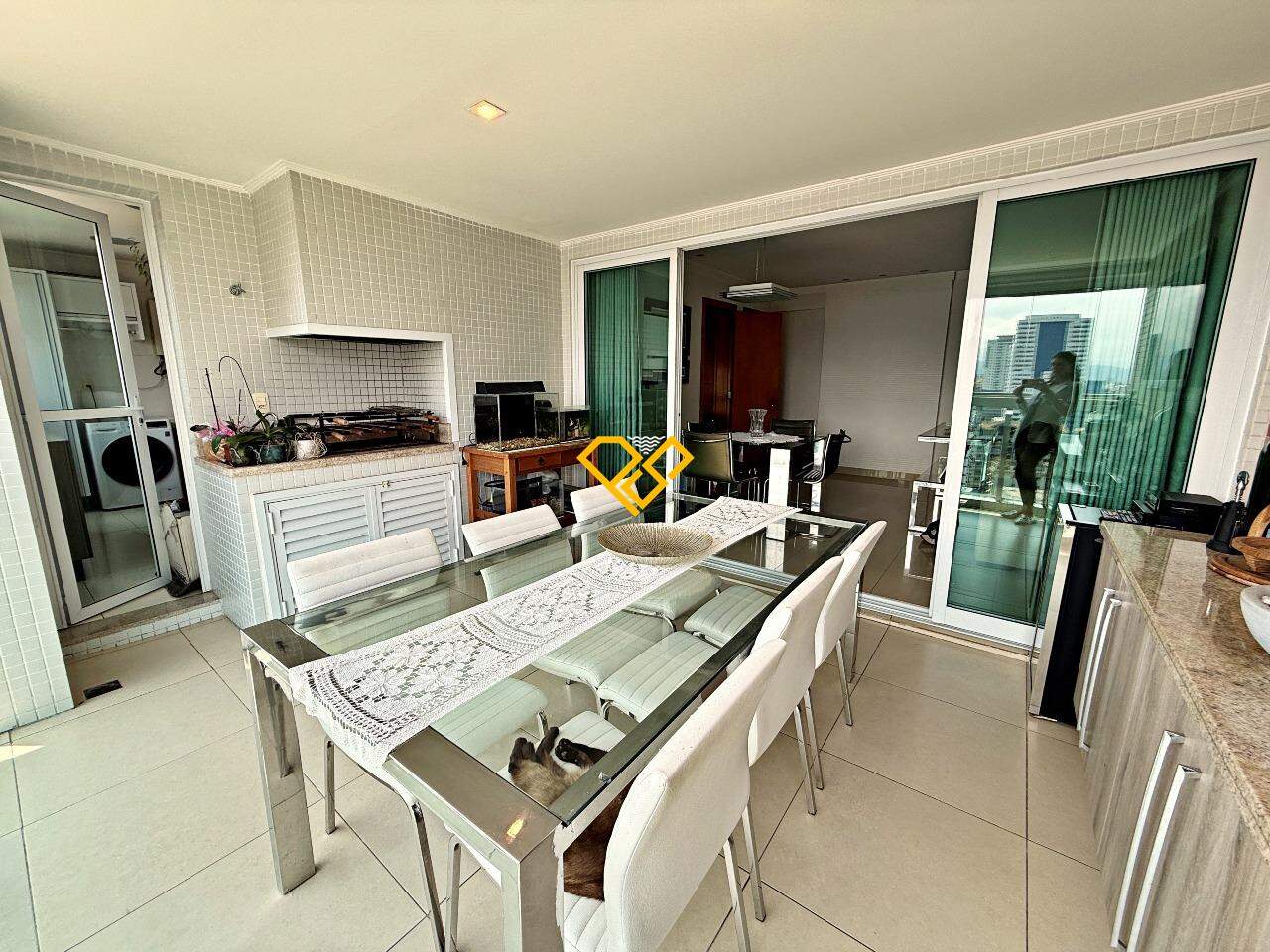 Apartamento à venda no Boqueirão: Varanda com churrasqueira