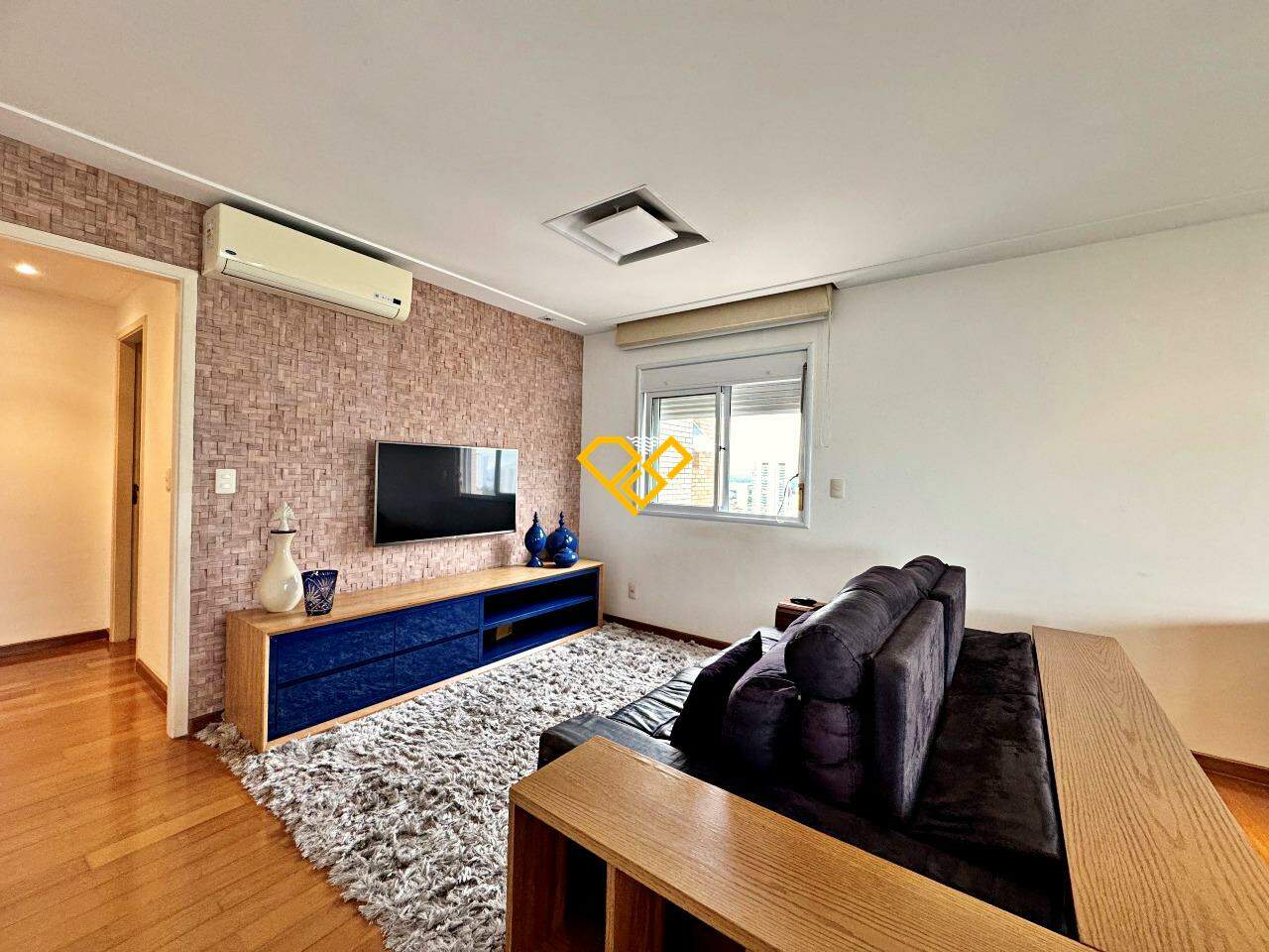 Apartamento à venda no Embaré: 