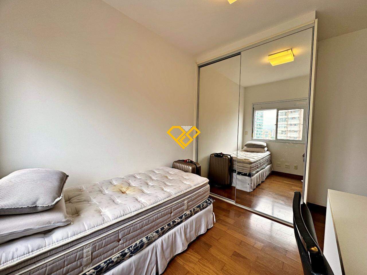 Apartamento à venda no Embaré: Suíte 2