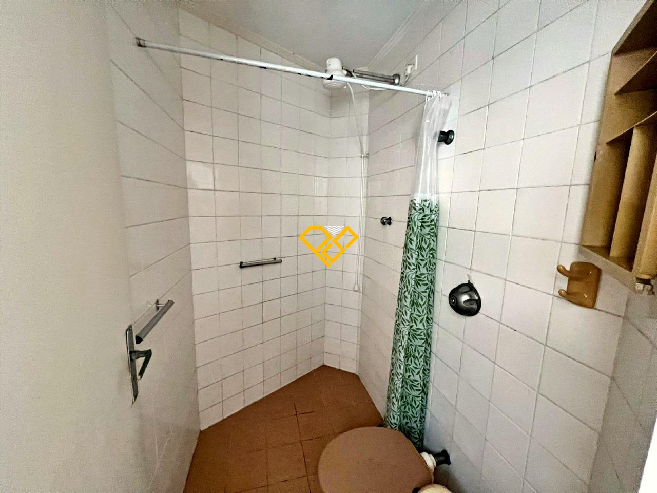 Apartamento à venda no José Menino: Wc de serviço