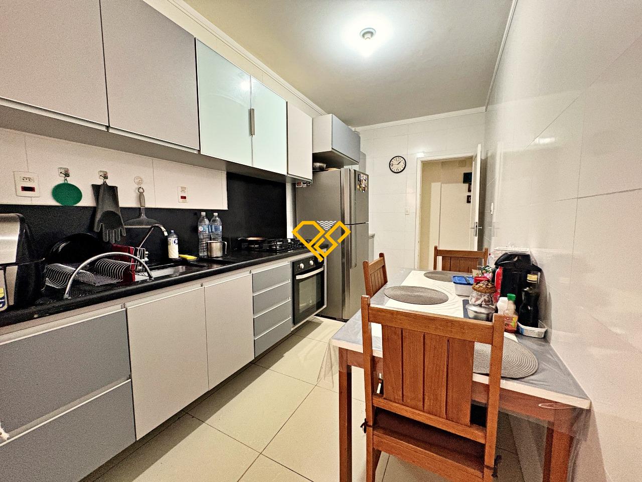 Apartamento à venda no Gonzaga: Cozinha