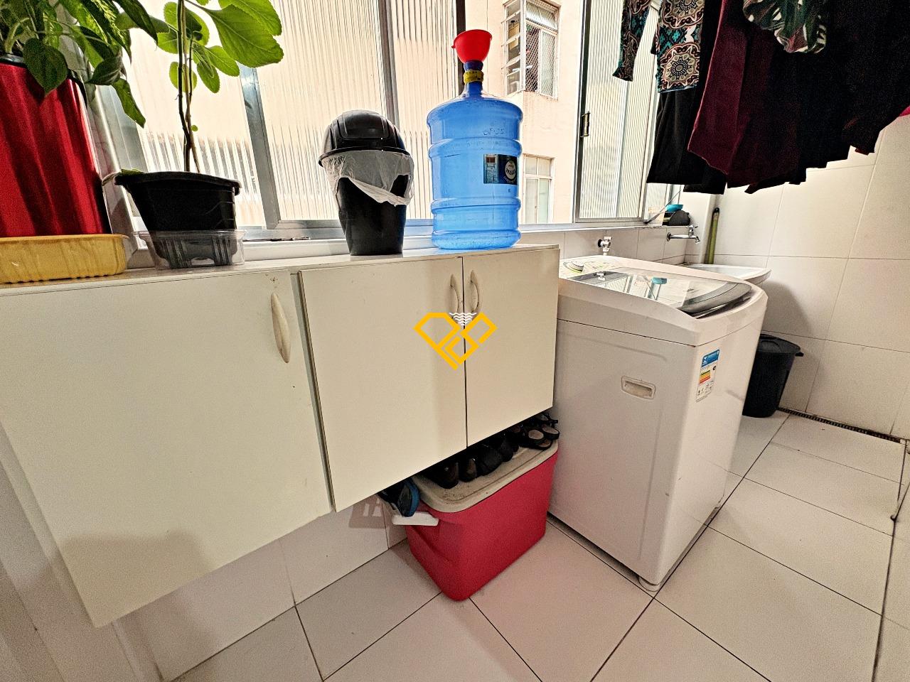 Apartamento à venda no Gonzaga: Área de serviço