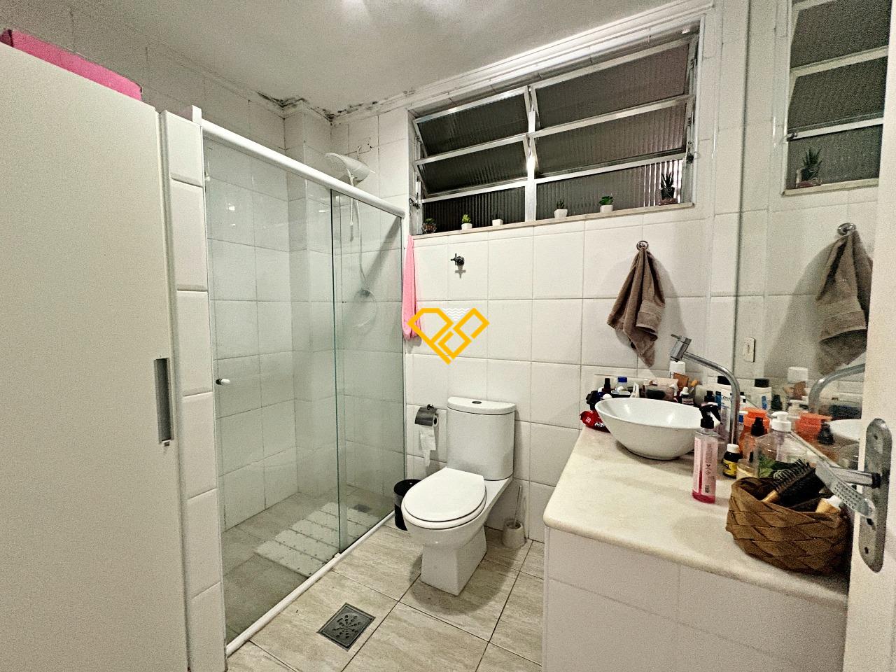 Apartamento à venda no Gonzaga: Wc social