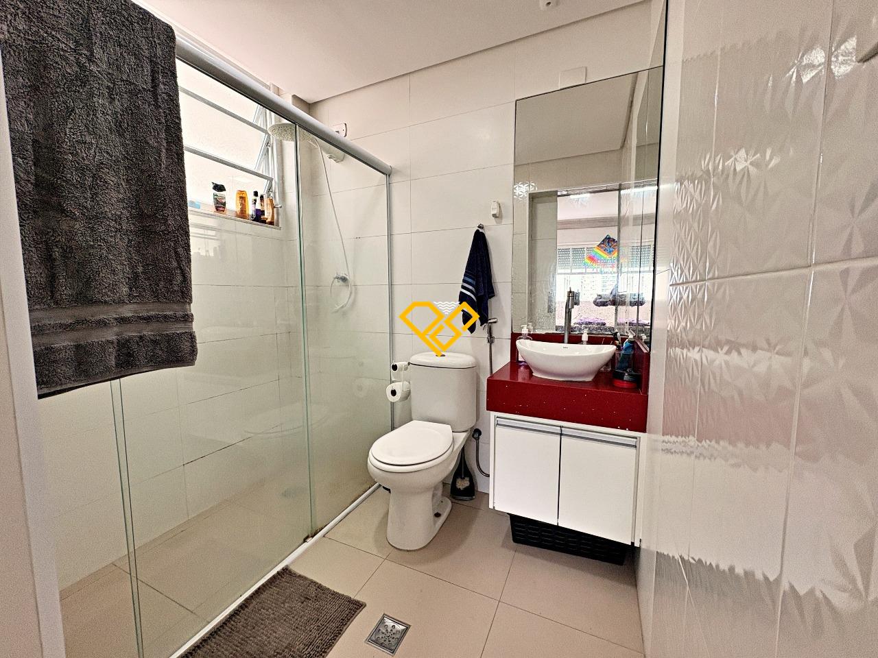 Apartamento à venda no Gonzaga: Wc suíte