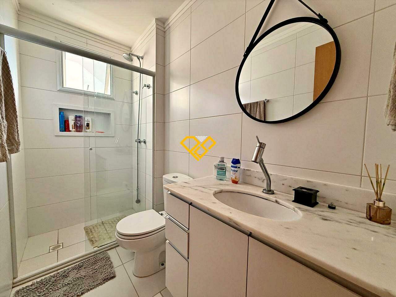 Apartamento à venda no Gonzaga: Wc social
