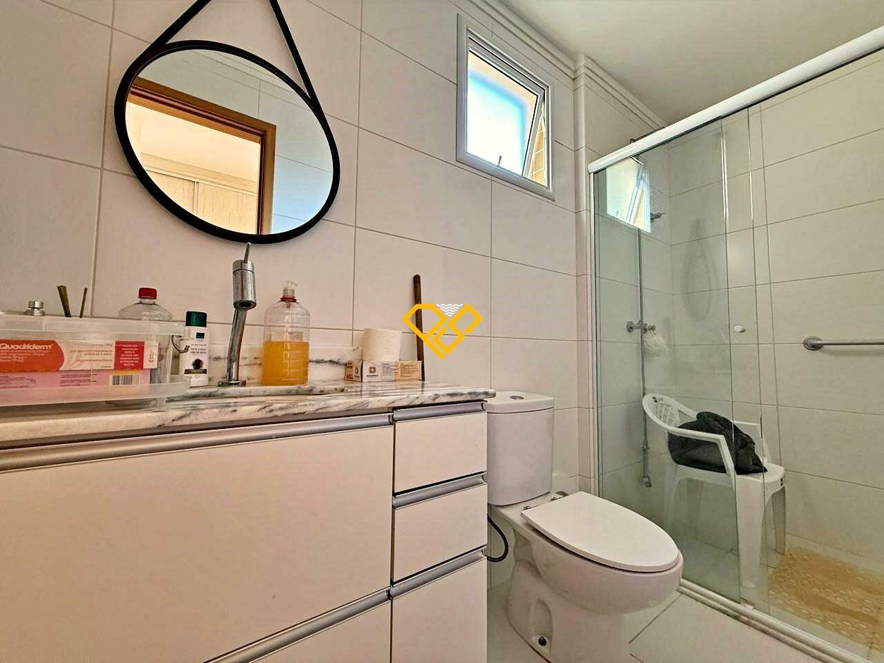 Apartamento à venda no Gonzaga: Wc suíte