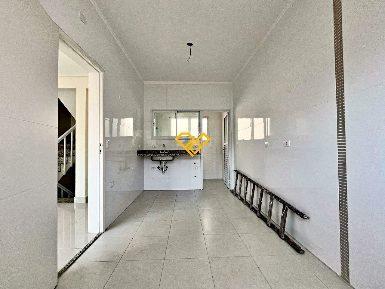 Sobrado à venda no Boqueirão: Cozinha