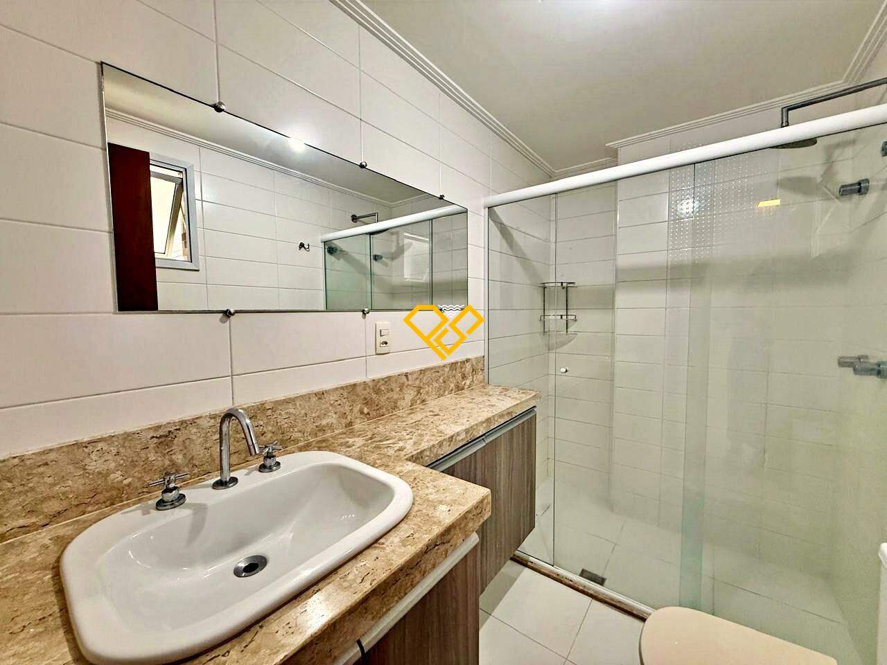 Apartamento à venda no Ponta da Praia: Wc suíte