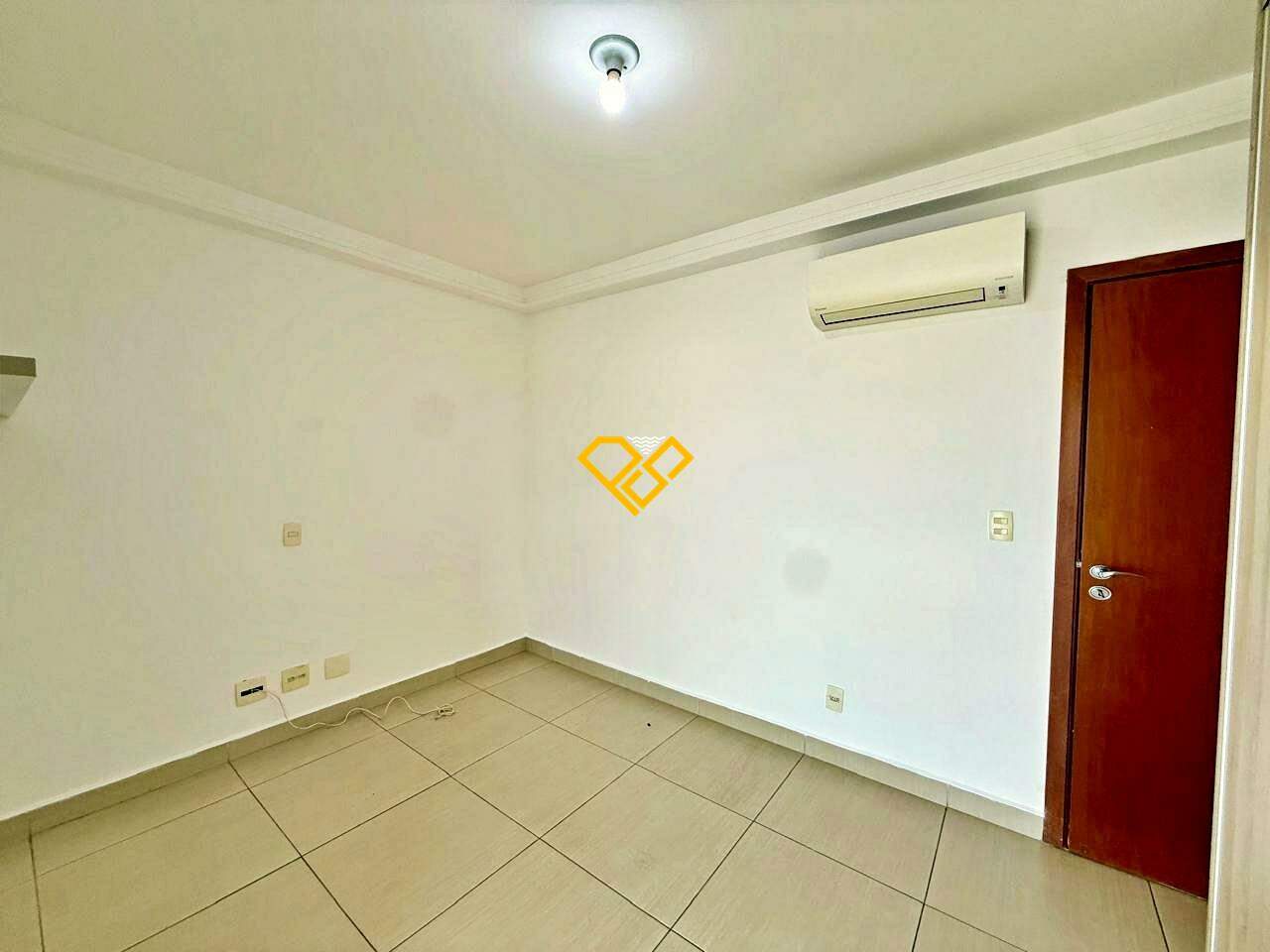 Apartamento à venda no Ponta da Praia: Dormitório 3