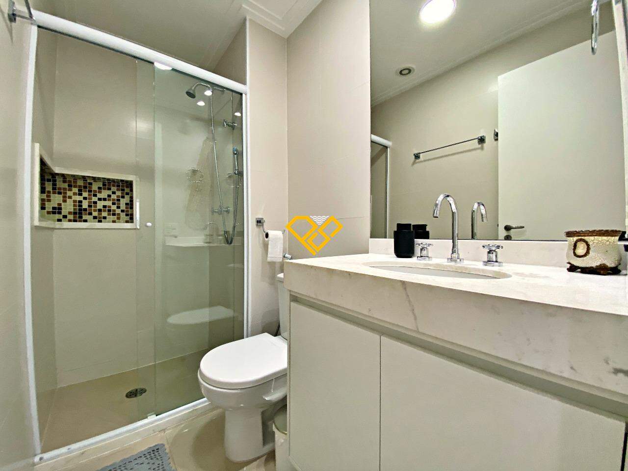 Apartamento à venda no Pompéia: Wc social