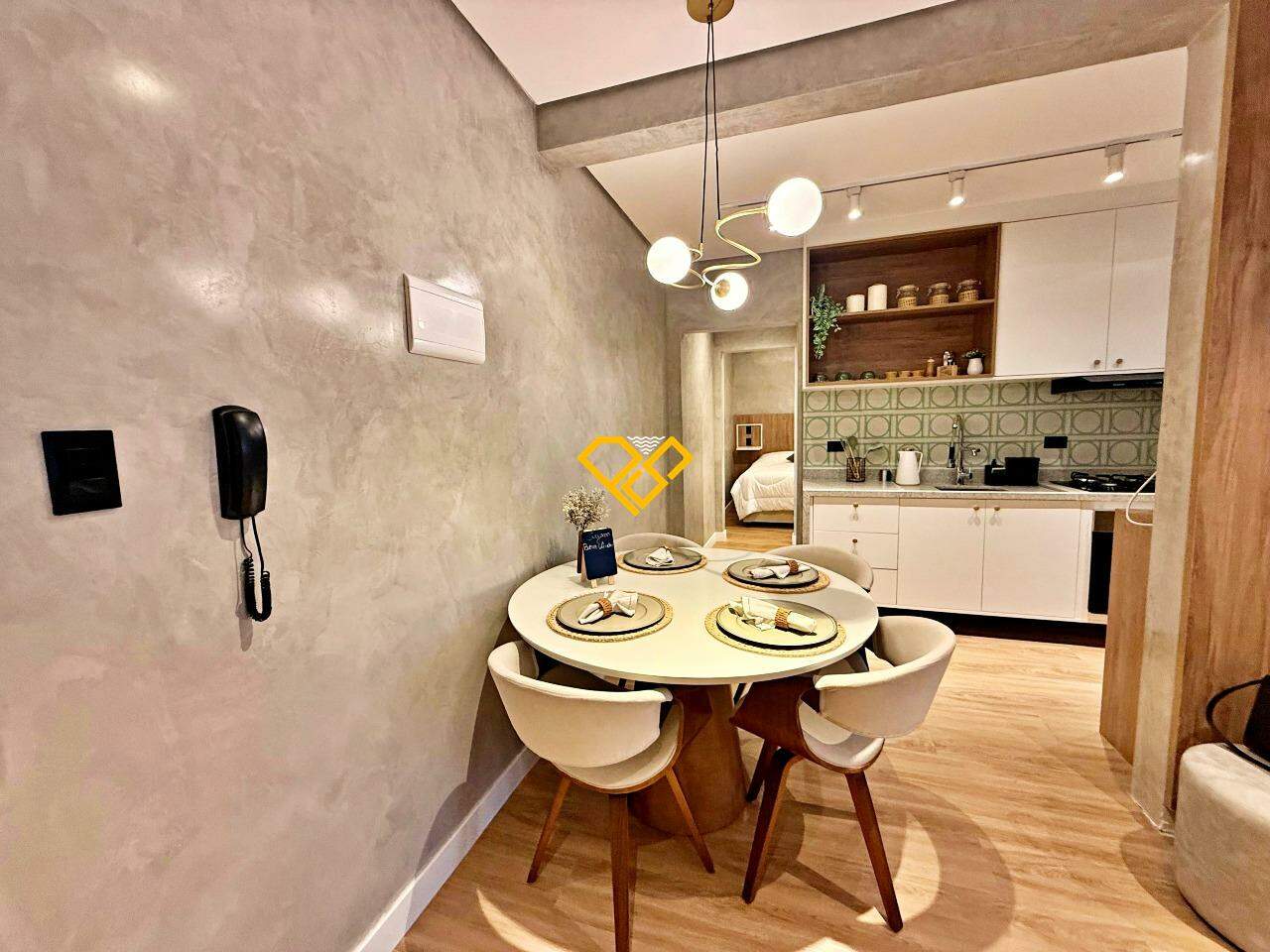 Apartamento à venda no Gonzaga: Sala e cozinha