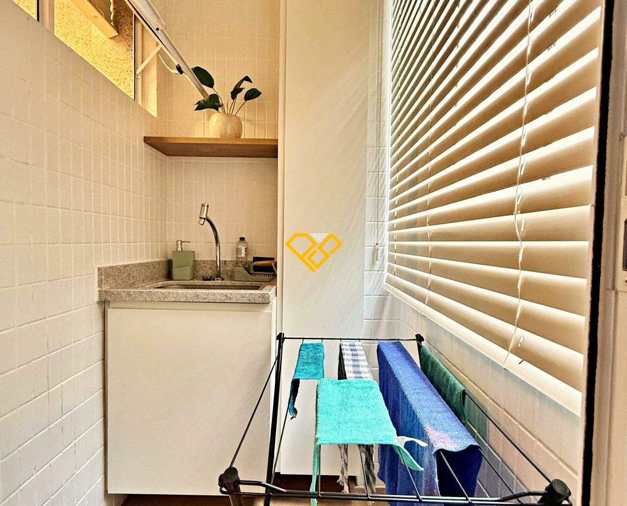Apartamento à venda no Gonzaga: Área de serviço