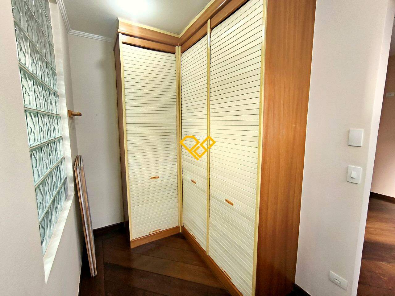 Casa à venda no Ponta da Praia: Dormitório 1 - suíte
