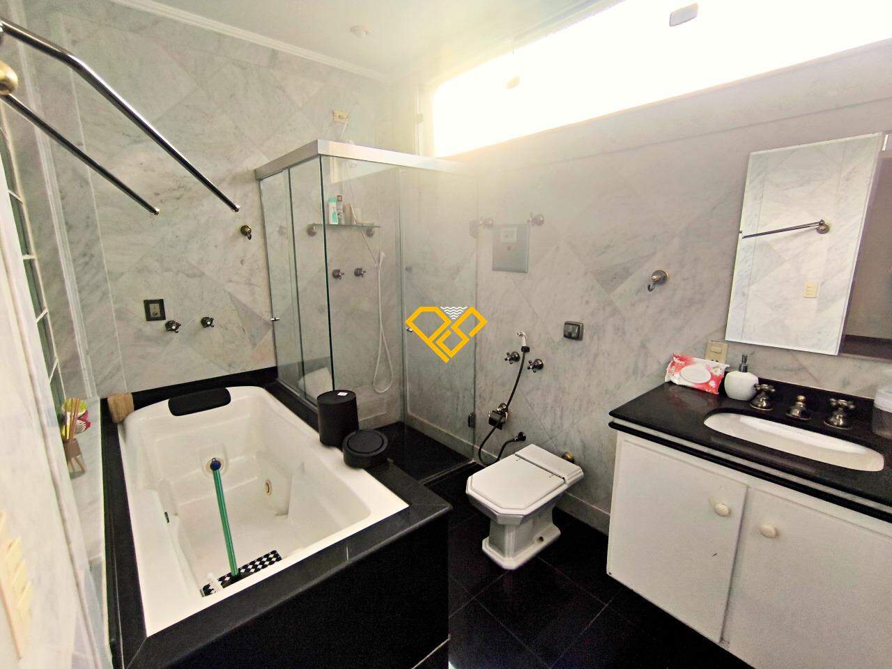 Casa à venda no Ponta da Praia: Wc suíte 2