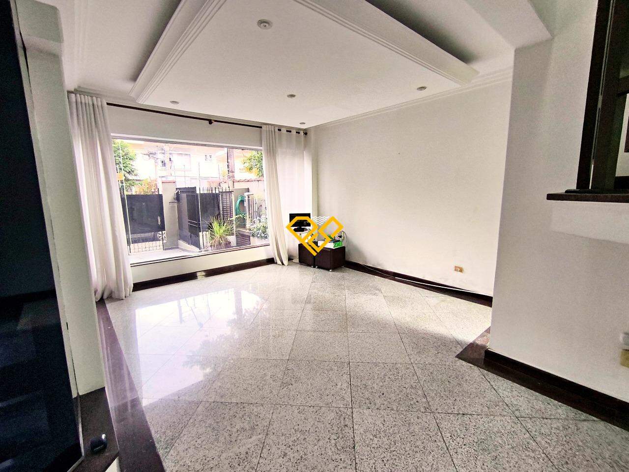 Casa à venda no Ponta da Praia: Sala