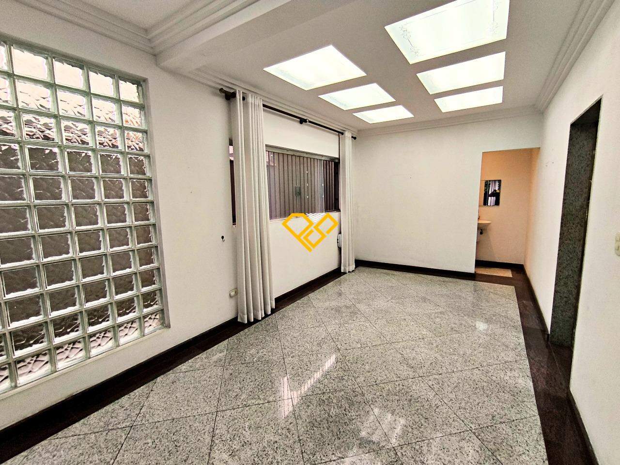 Casa à venda no Ponta da Praia: Sala