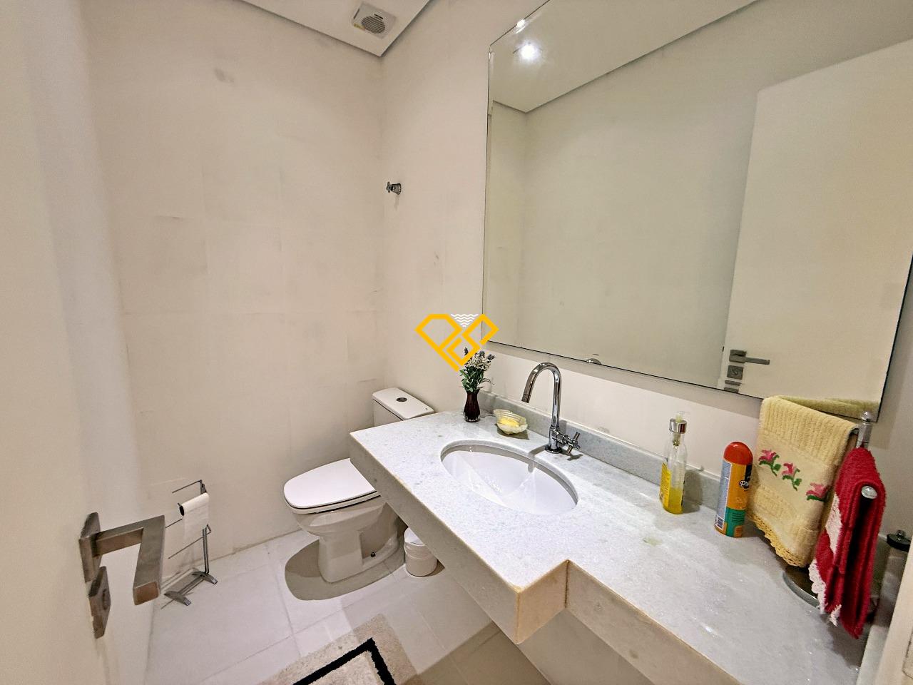 Apartamento à venda no Boqueirão: Lavabo