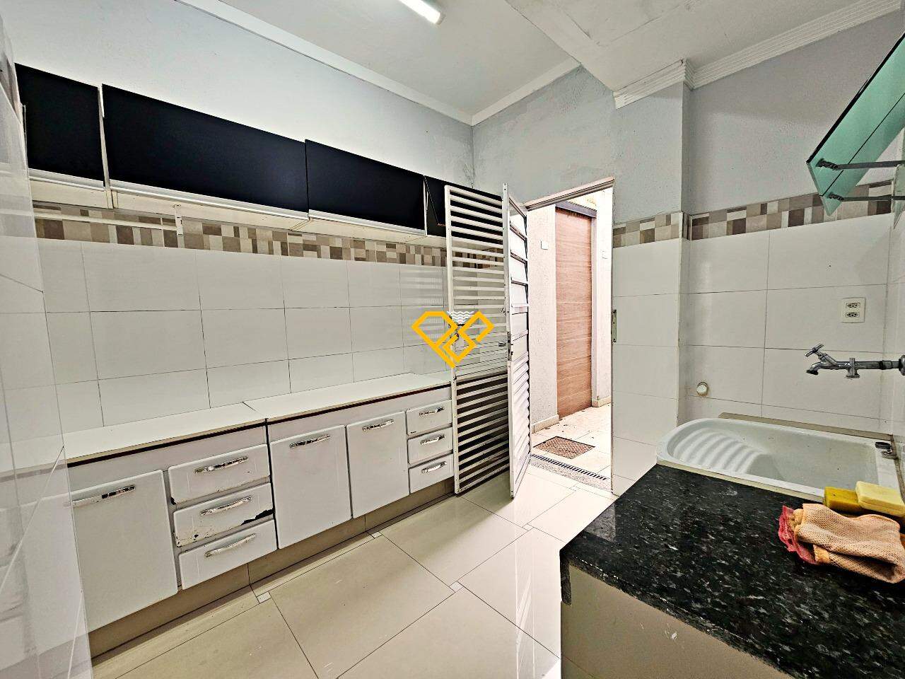 Casa à venda no Marapé: 