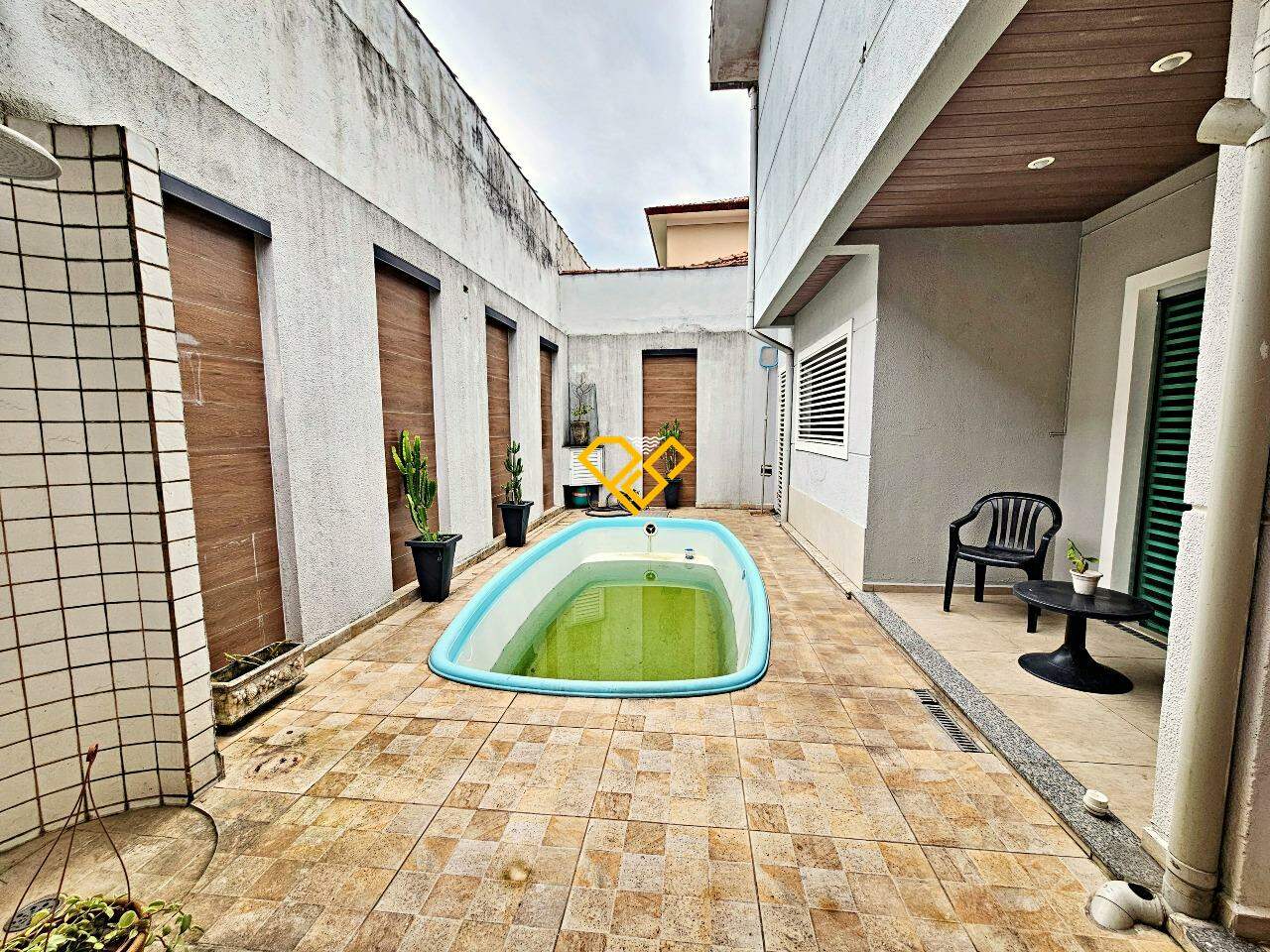 Casa à venda no Marapé: 