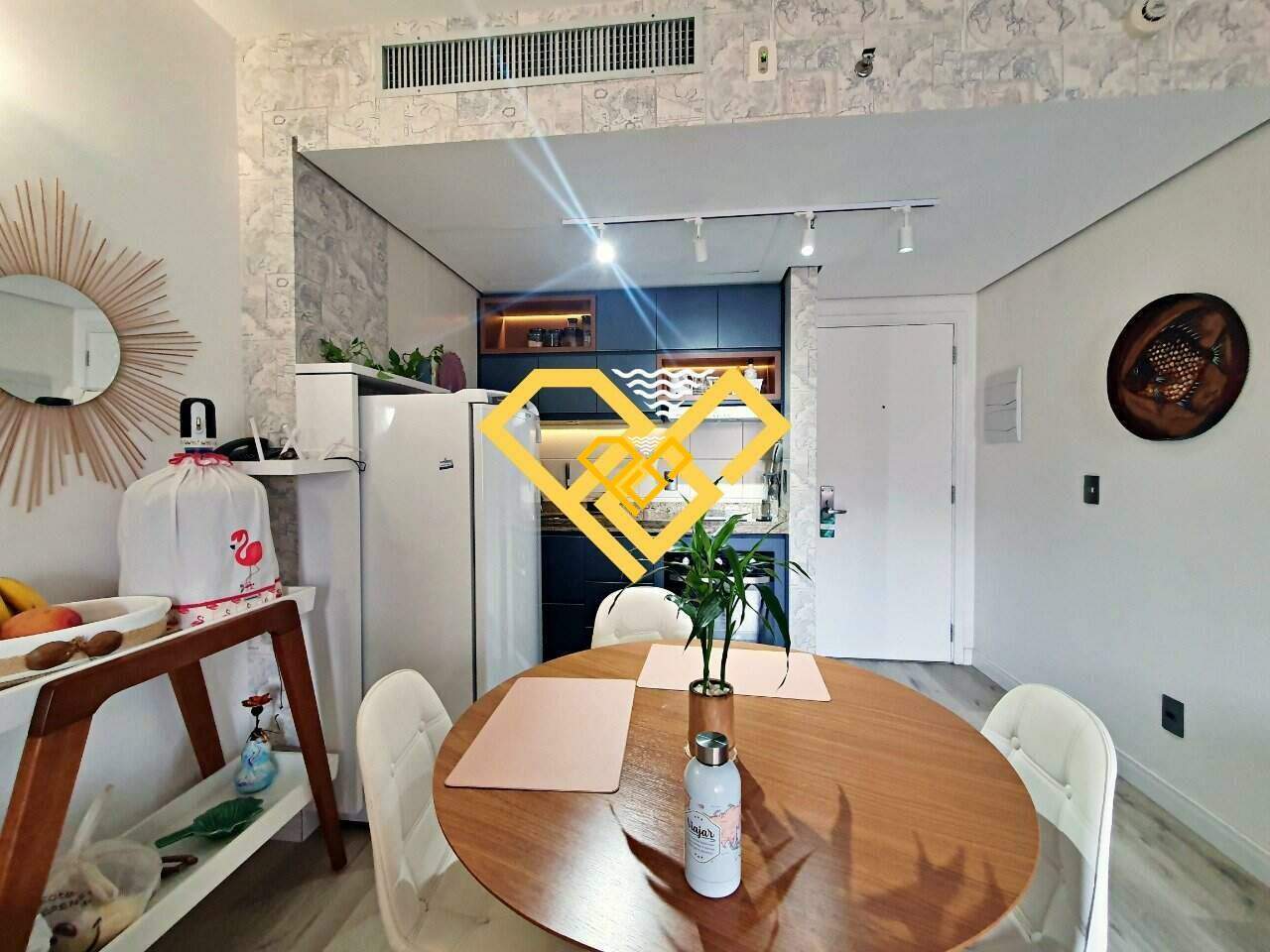 Apartamento para aluguel no Boqueirão: Sala e cozinha