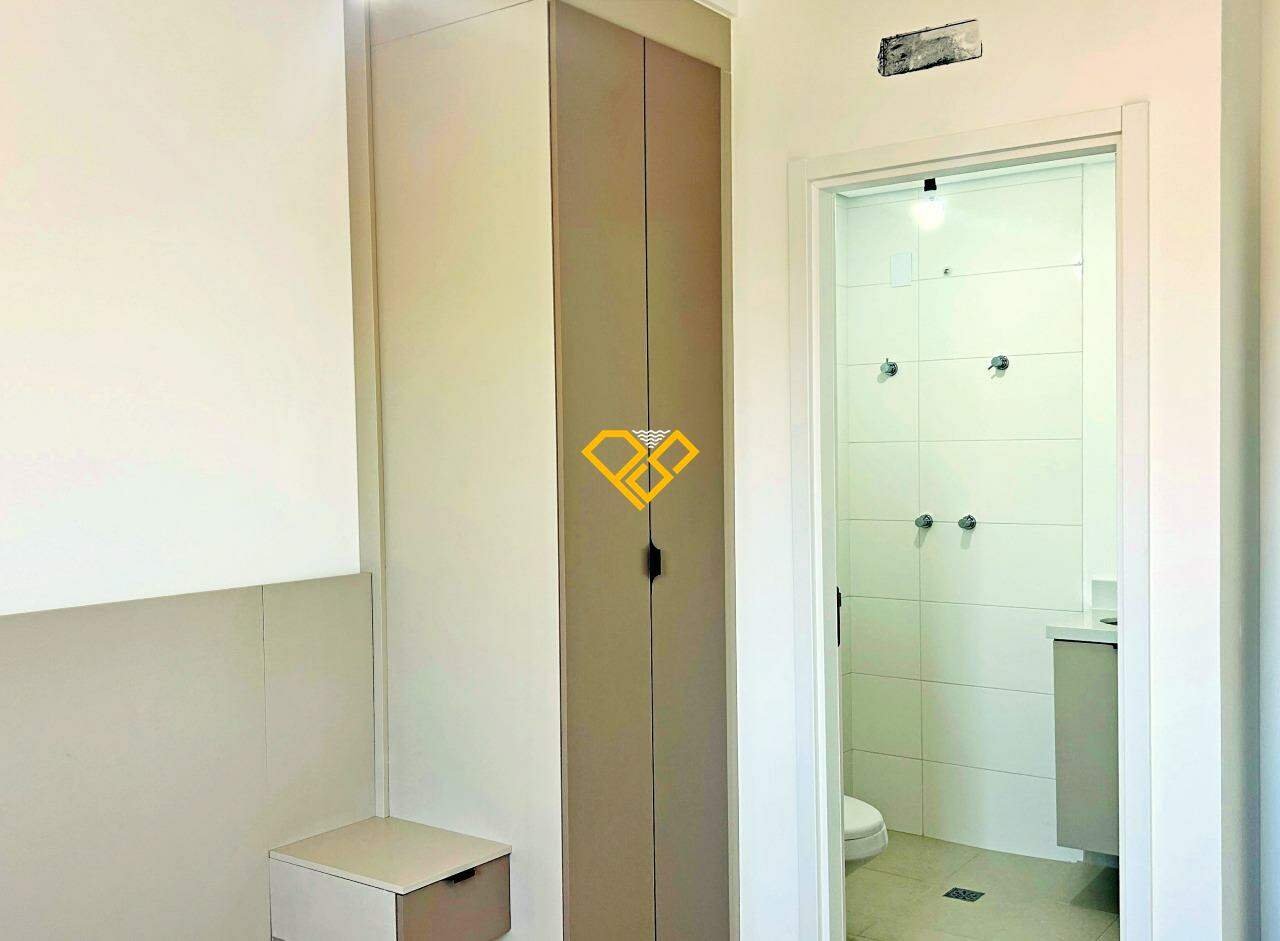 Apartamento à venda no Campo Grande: Dormitório 1 - suíte