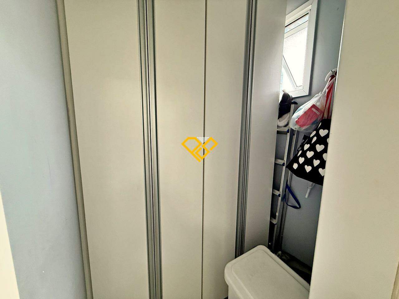 Apartamento à venda no Ponta da Praia: 