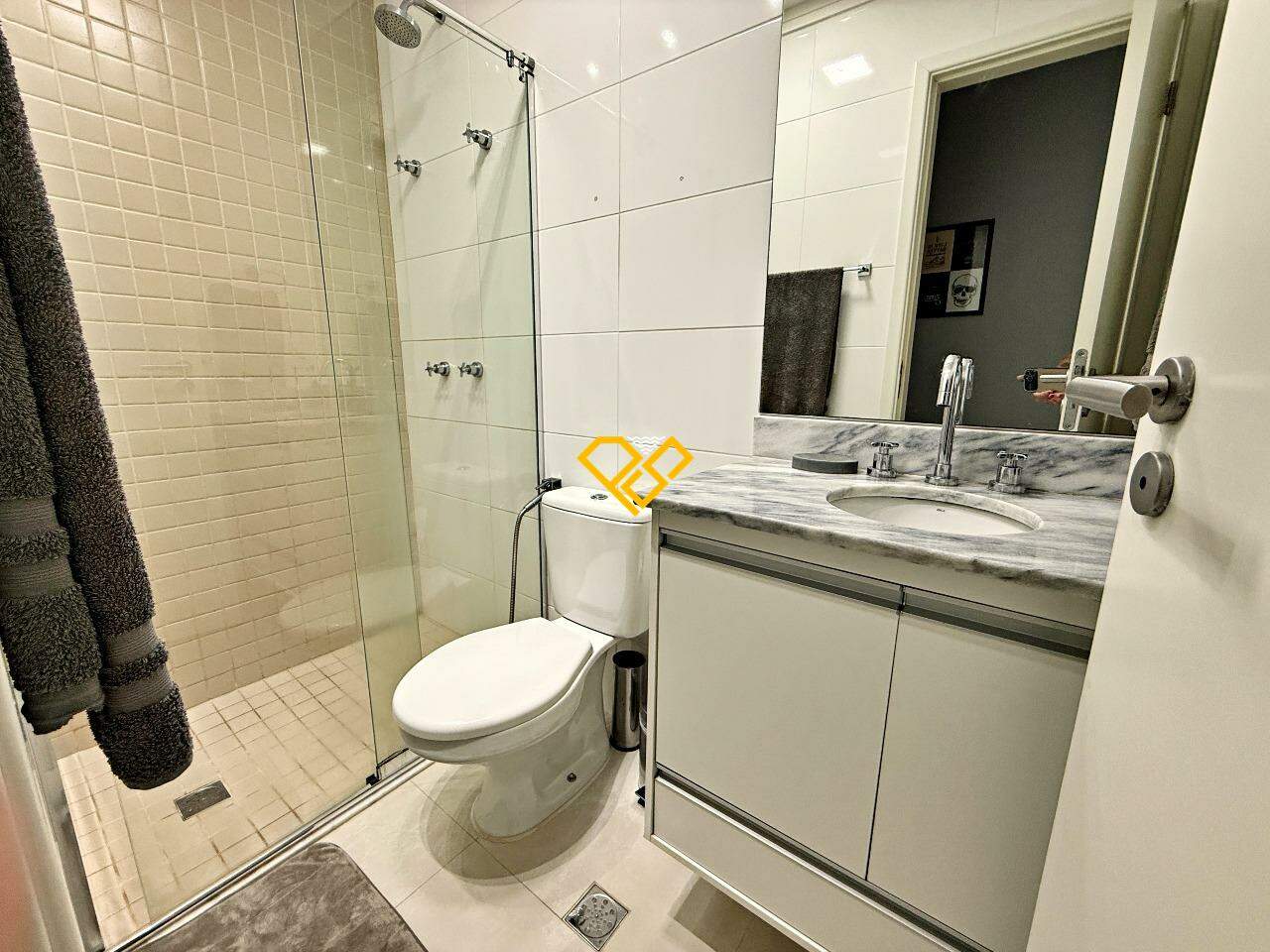 Apartamento à venda no Ponta da Praia: Wc social