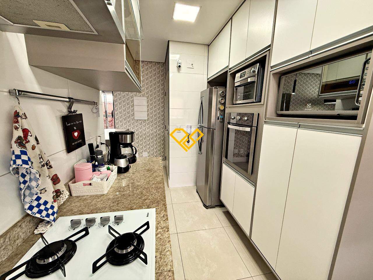 Apartamento à venda no Ponta da Praia: Cozinha