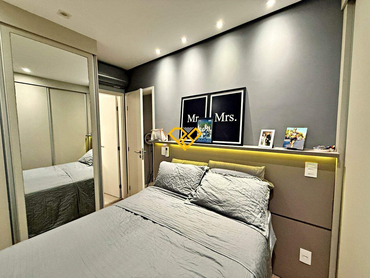 Apartamento à venda no Ponta da Praia: Dormitório 1 - suíte