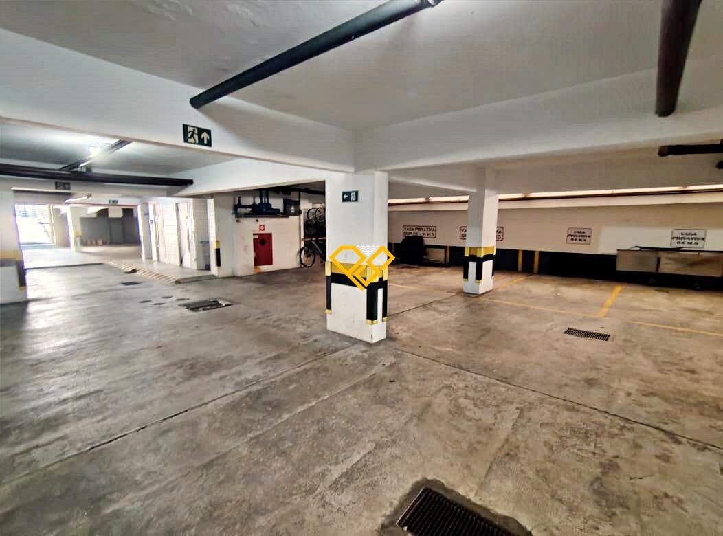 Cobertura à venda no Boqueirão: Garagem