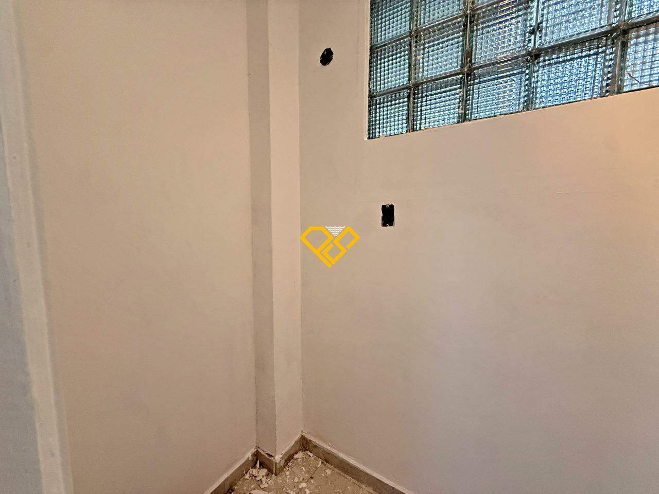 Apartamento à venda no Boqueirão: Lavabo