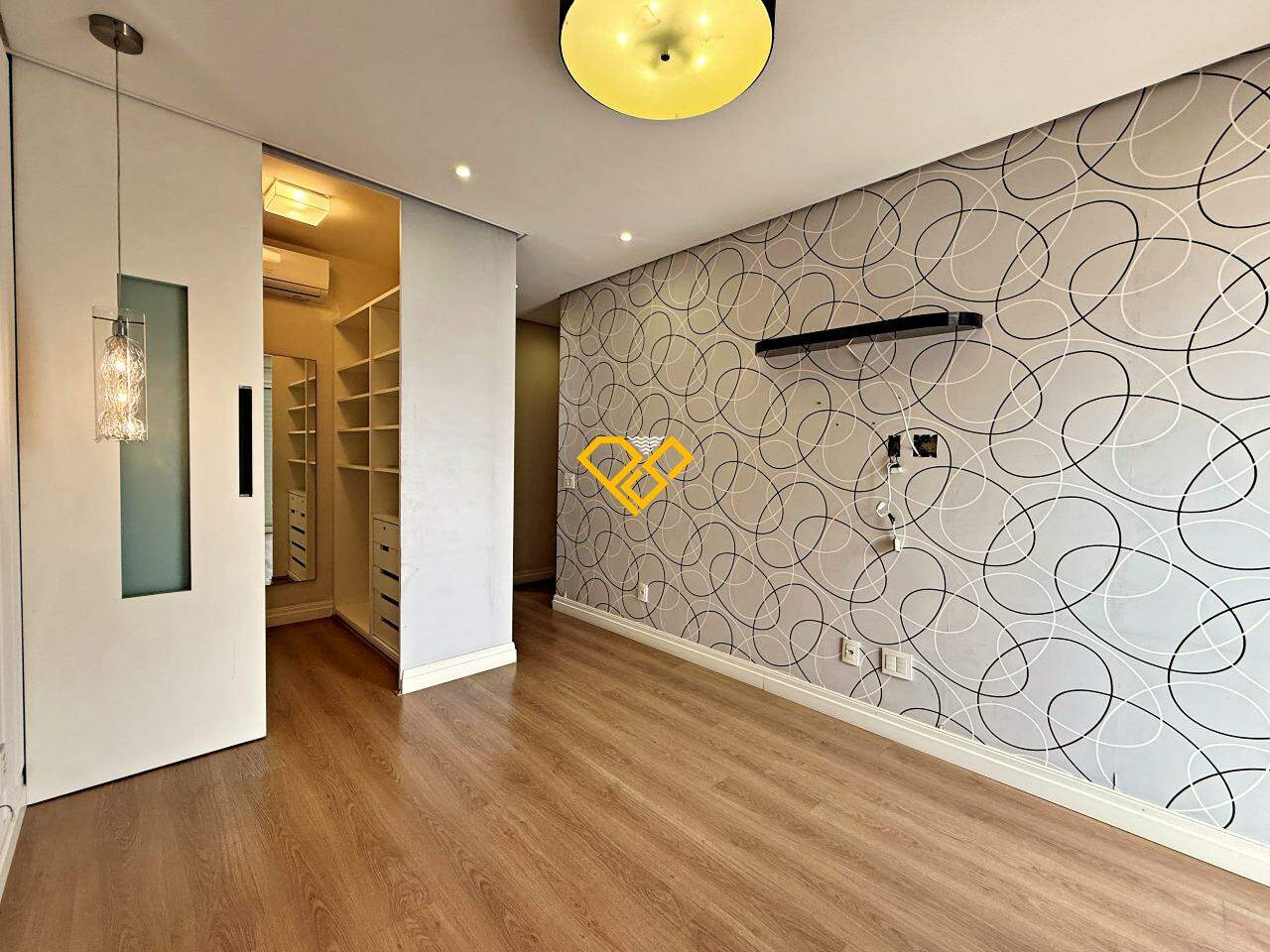 Apartamento à venda no Gonzaga: Dormitório 1 - suíte