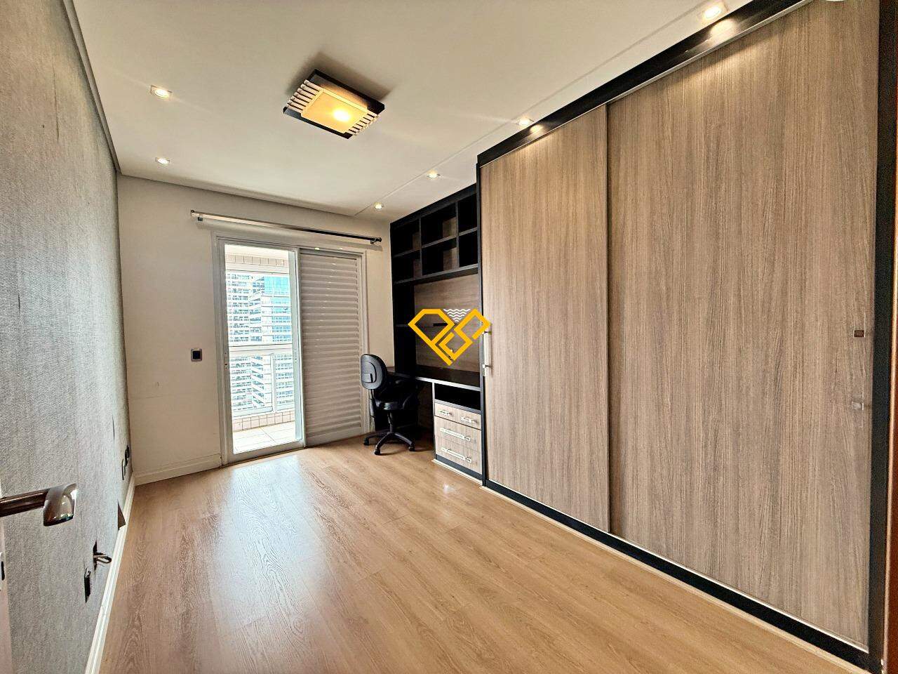 Apartamento à venda no Gonzaga: Dormitório 2