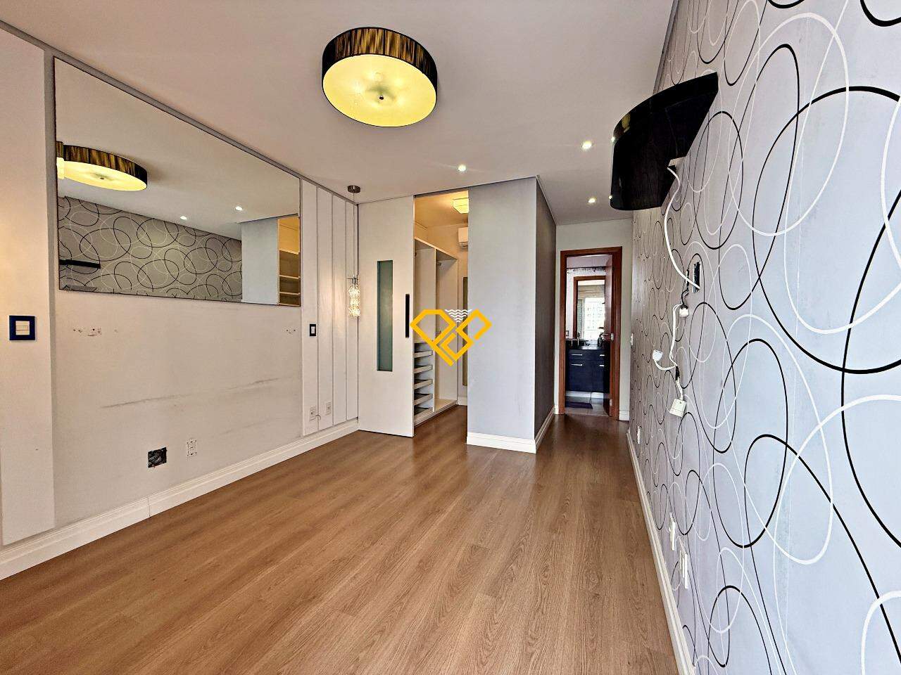 Apartamento à venda no Gonzaga: Dormitório 1 - suíte