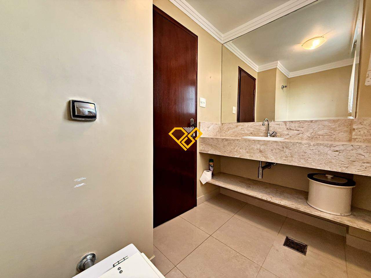 Apartamento à venda no Boqueirão: Lavabo