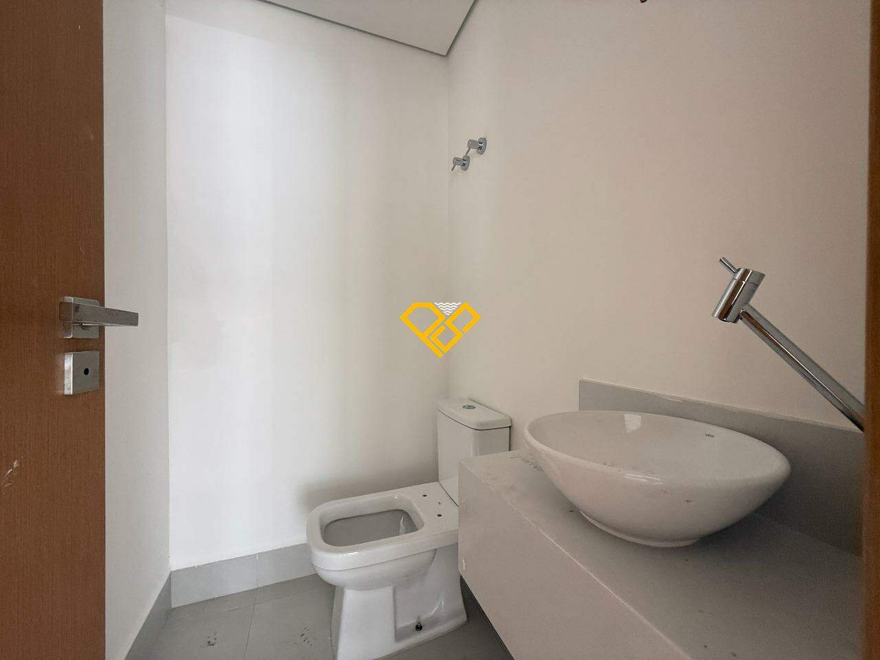 Apartamento à venda no Aparecida: Lavabo