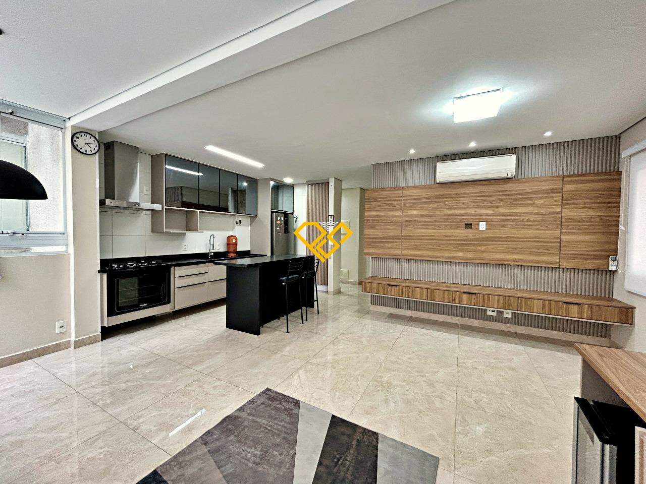 Apartamento à venda no Gonzaga: Sala e cozinha integrada