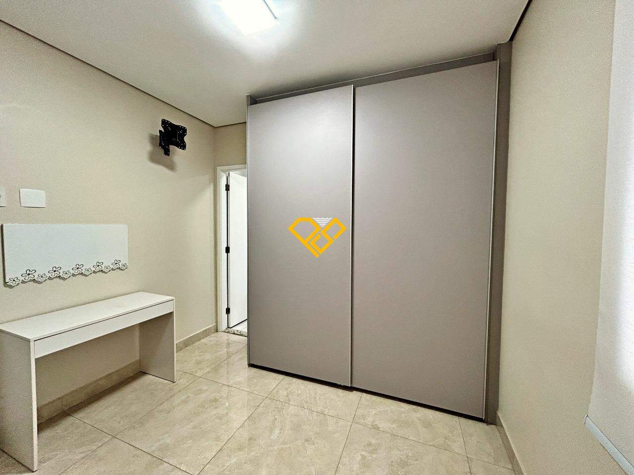 Apartamento à venda no Gonzaga: Dormitório 2