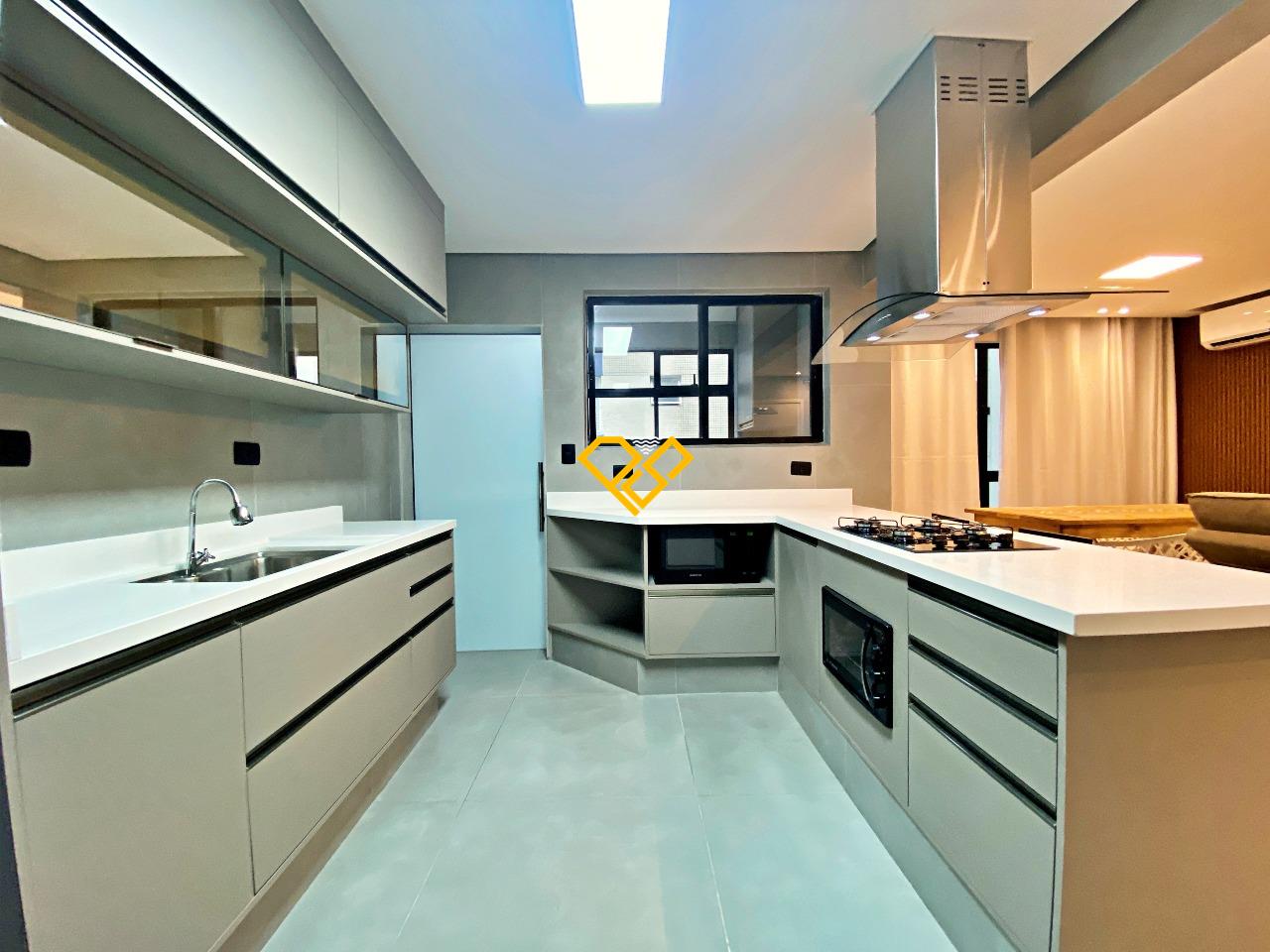 Apartamento à venda no Ponta da Praia: Cozinha