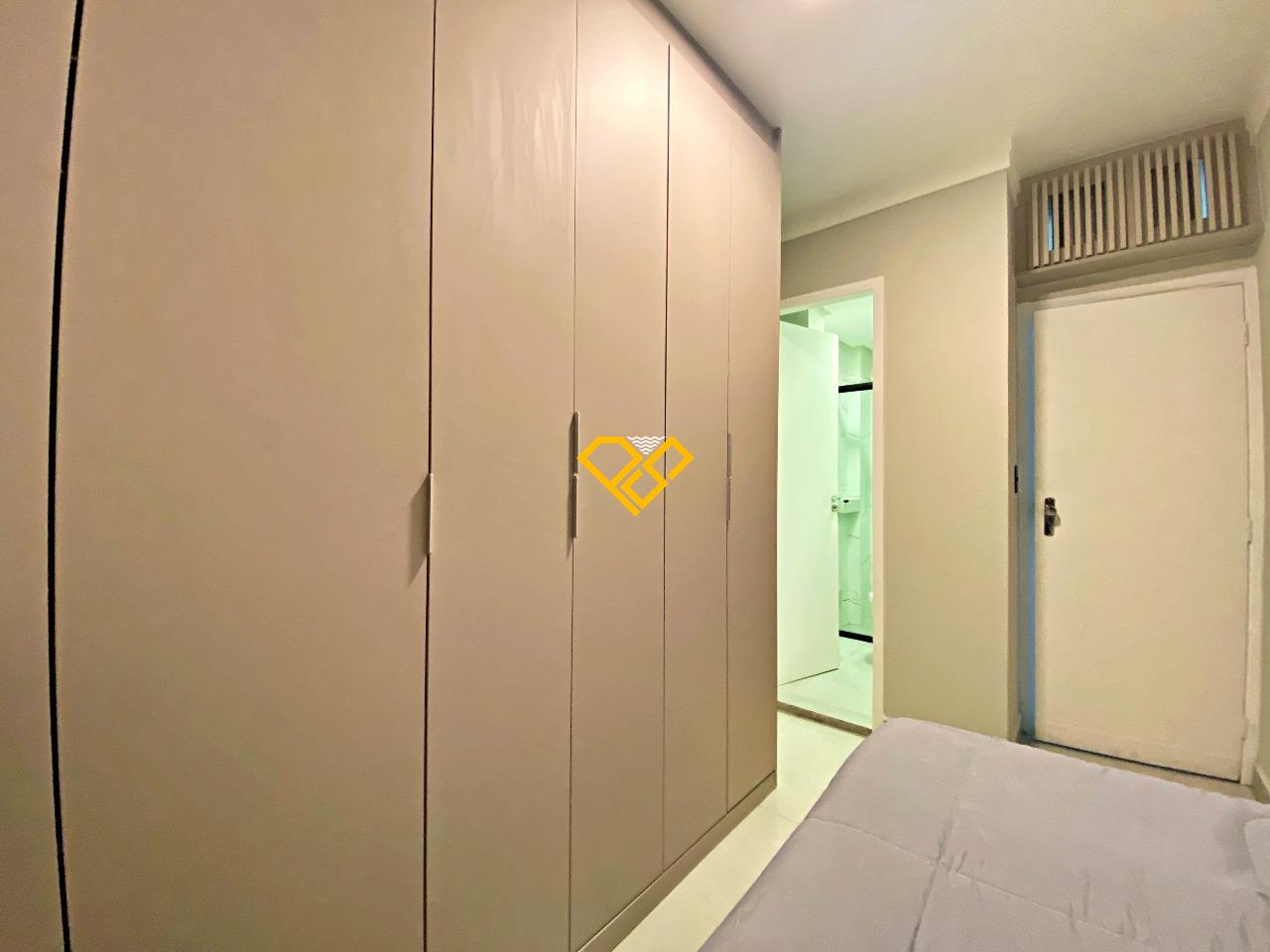 Apartamento à venda no Ponta da Praia: Dependência revertida para 3ª suite