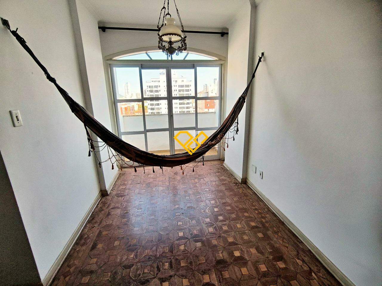 Cobertura à venda no Aparecida: Sala 1° andar