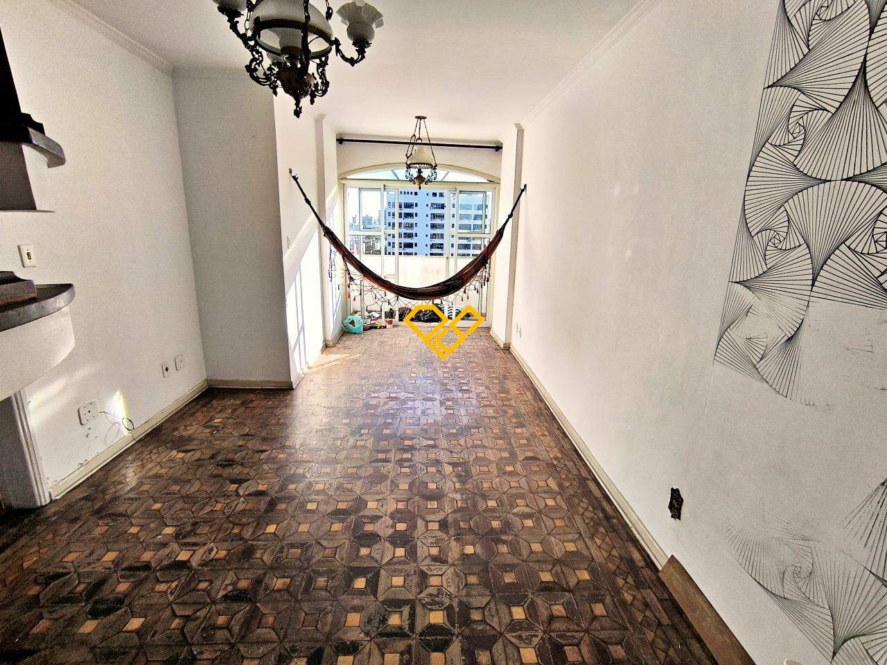 Cobertura à venda no Aparecida: Sala 1° andar