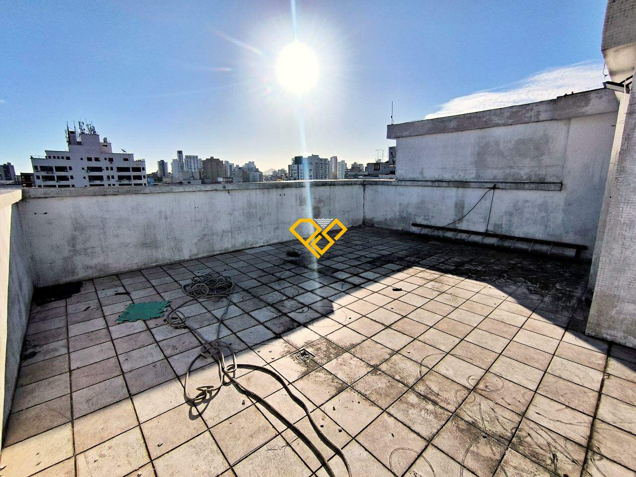 Cobertura à venda no Aparecida: Área aberta