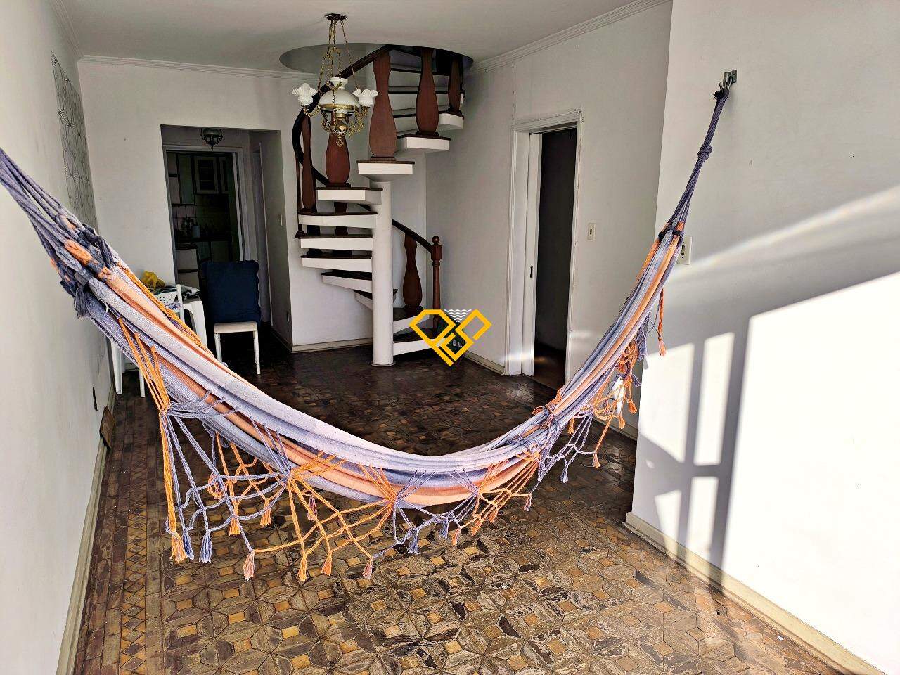 Cobertura à venda no Aparecida: Sala 1° andar