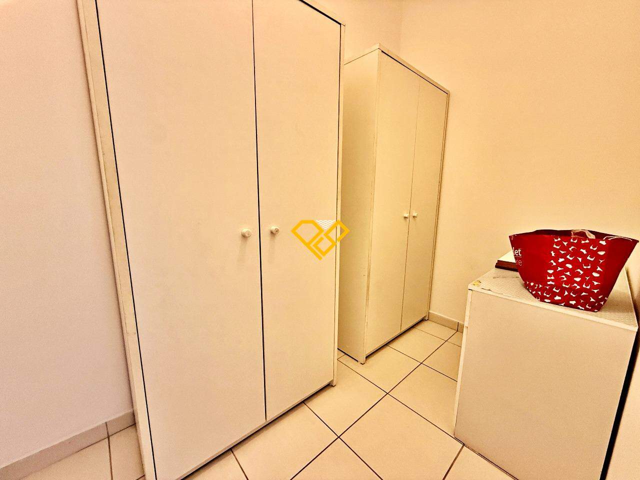 Apartamento à venda no Gonzaga: Dependência