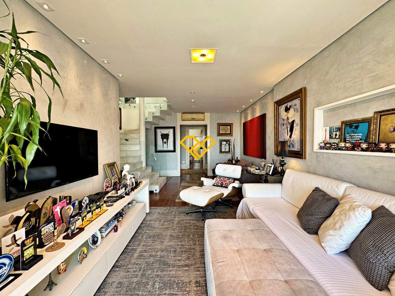 Cobertura à venda no Boqueirão: Sala 1° piso